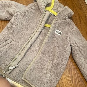 I’m great condition. Super warm!